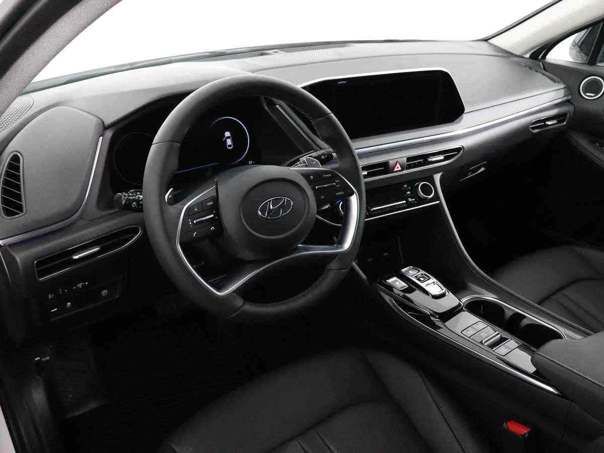 Hyundai Sonata, Черный, 2022, Автоматическая, 180 л.с., цена от 2 205 000 руб.