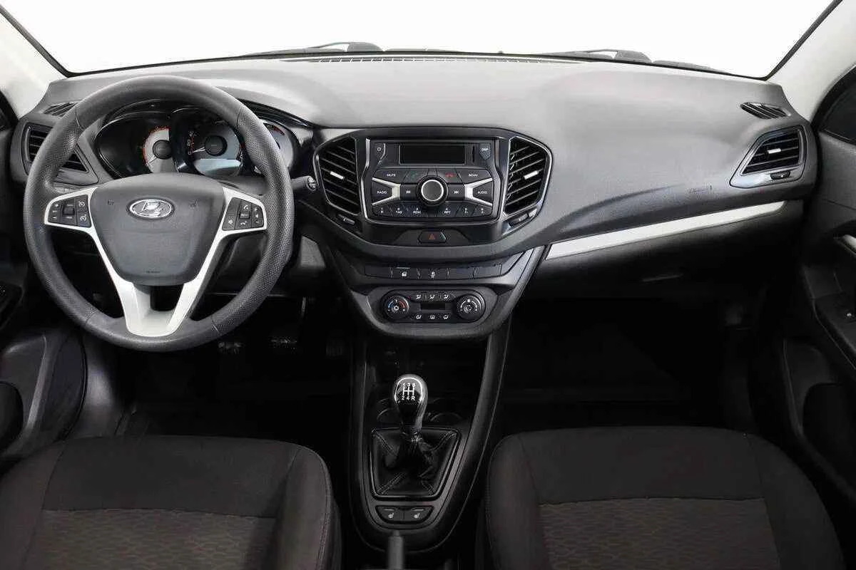 LADA Vesta, Голубой, 2019, Механическая, 106 л.с., цена от 484 000 руб.