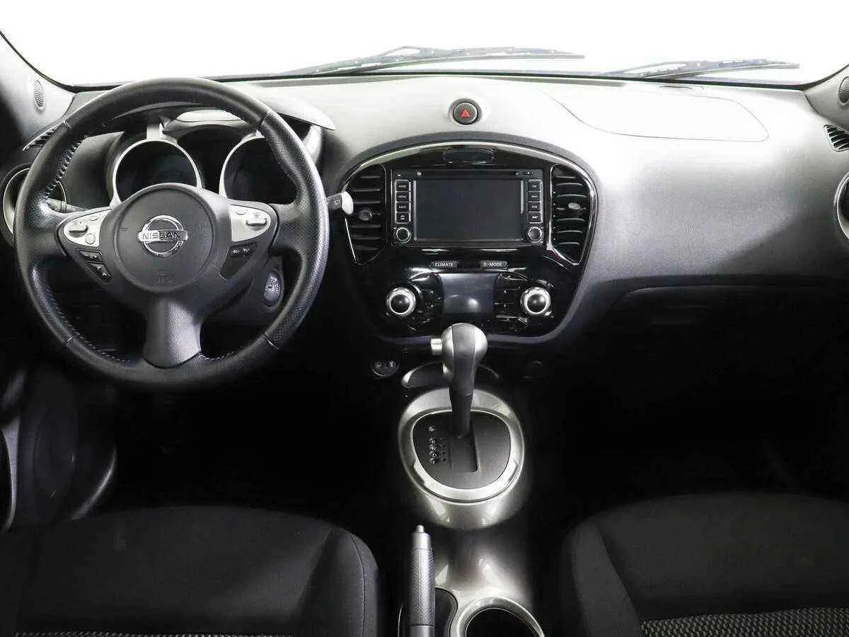 Nissan Juke, Белый, 2014, Вариатор, 117 л.с., цена от 915 000 руб.