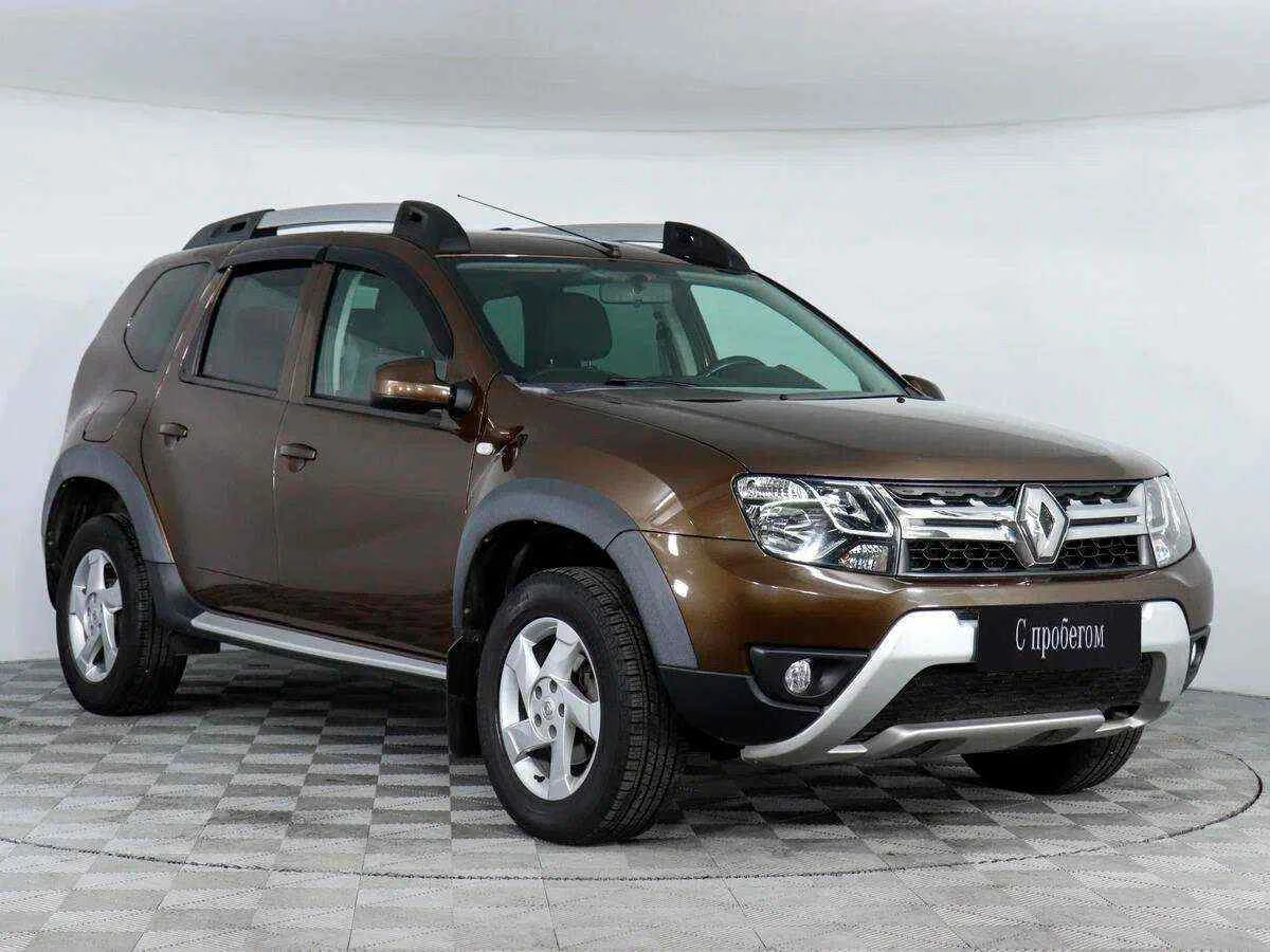 Renault Duster, Коричневый, 2017, Механическая, 114 л.с., цена от 1 120 000 руб.