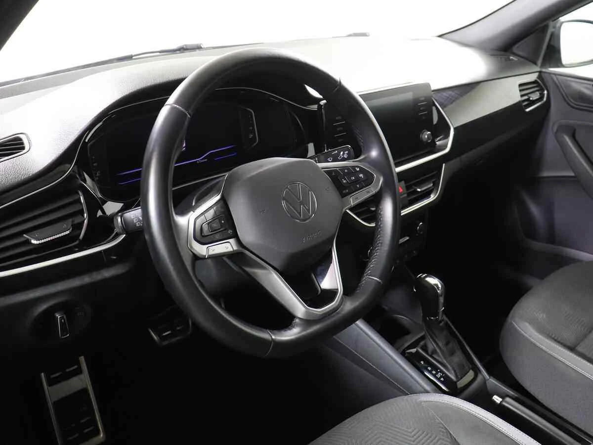 Volkswagen Polo, Серебряный, 2020, Автоматическая, 110 л.с., цена от 717 000 руб.