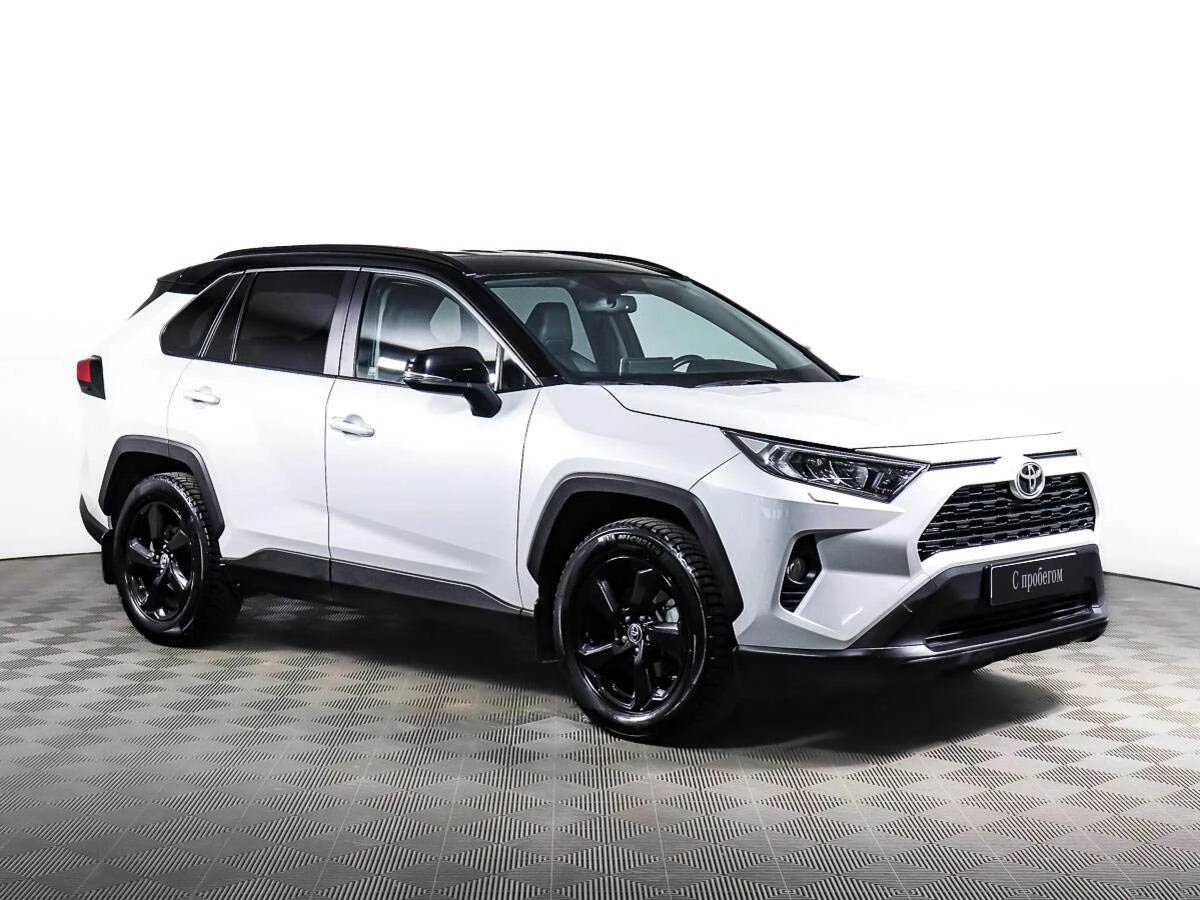 TOYOTA RAV4, Белый, 2022, Автоматическая, 199 л.с., цена от 2 944 000 руб.