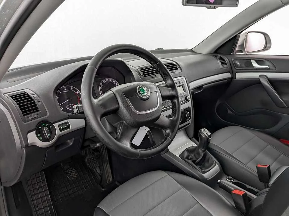 SKODA OCTAVIA, Серый, 2012, Механическая, 122 л.с., цена от 608 000 руб.