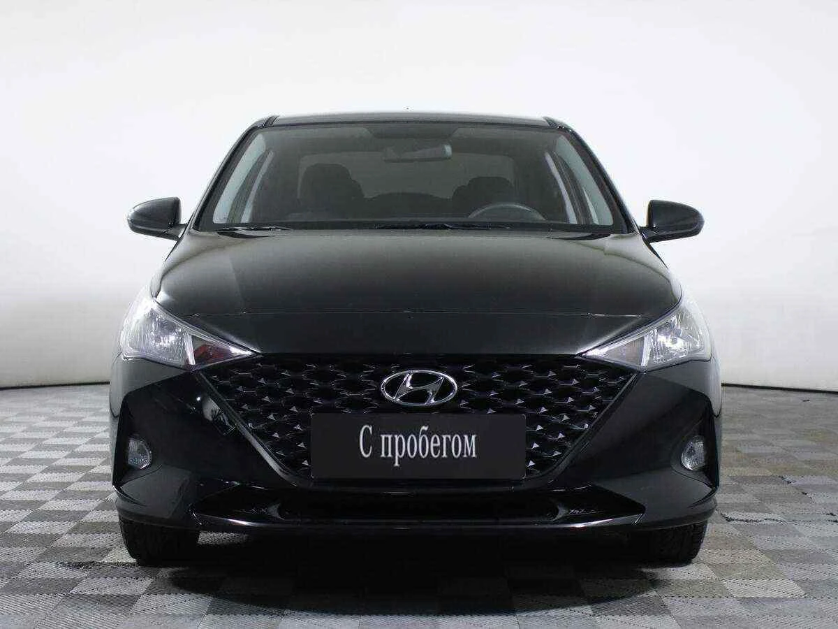Hyundai Solaris, Черный, 2020, Механическая, 100 л.с., цена от 899 000 руб.