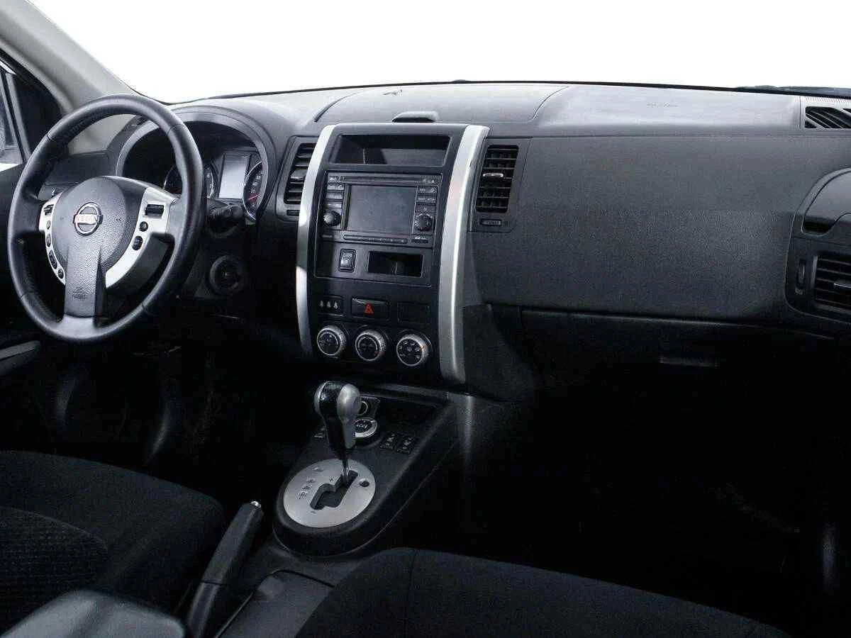 Nissan X-Trail, Белый, 2014, Вариатор, 169 л.с., цена от 700 000 руб.
