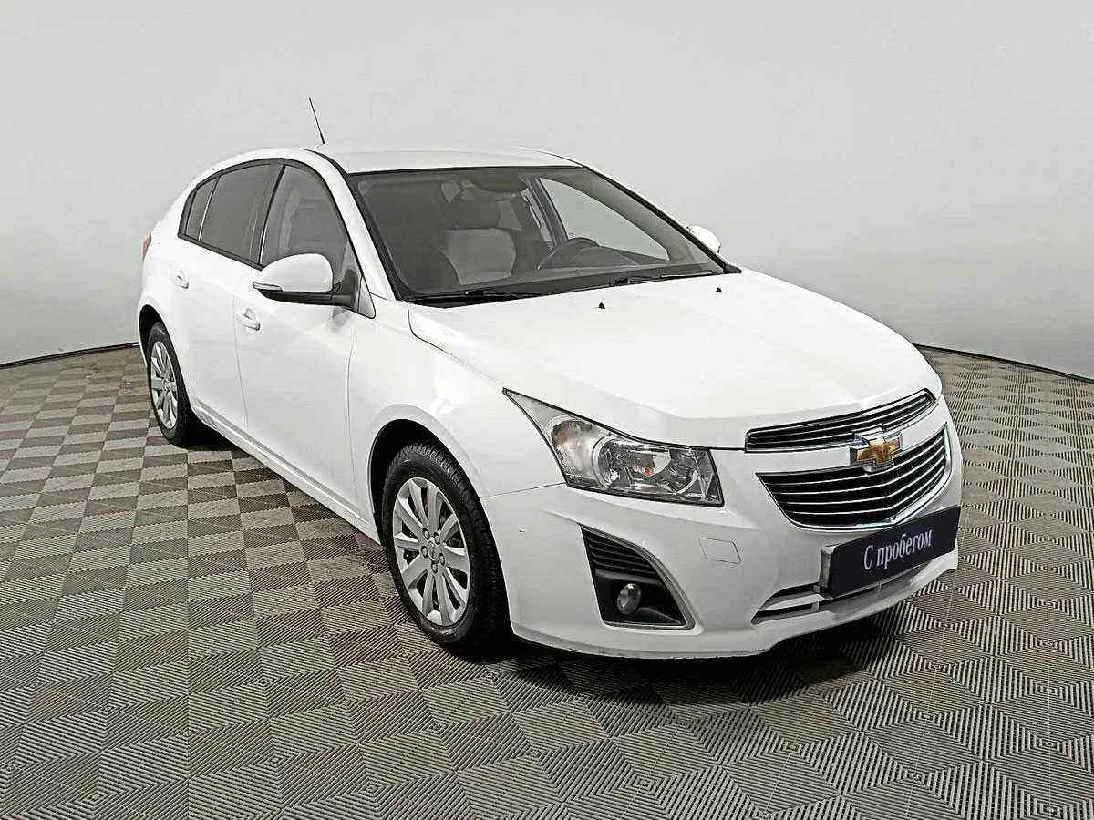 Chevrolet Cruze, Белый, 2014, Механическая, 109 л.с., цена от 441 000 руб.