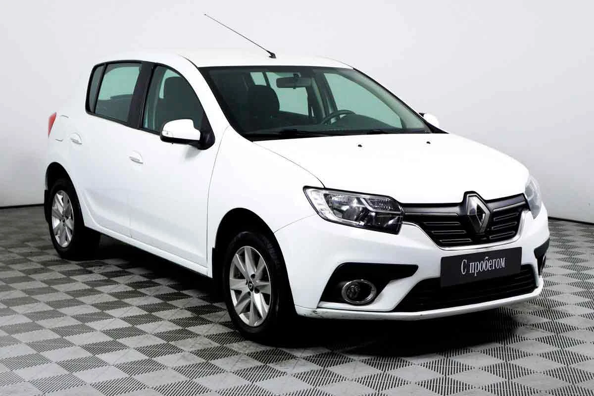 RENAULT SANDERO, Белый, 2018, Механическая, 113 л.с., цена от 687 200 руб.