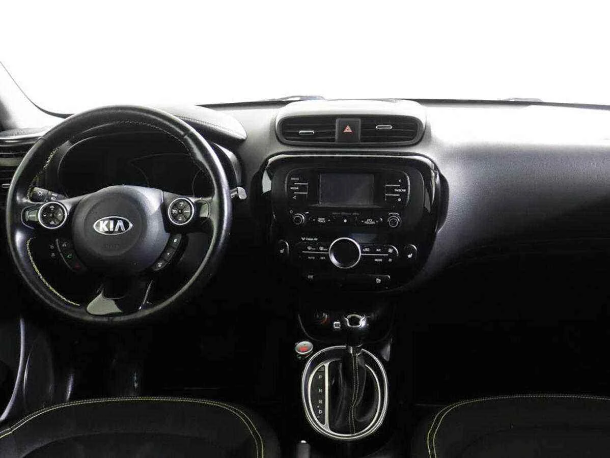 KIA Soul, Белый, 2016, Автоматическая, 132 л.с., цена от 900 000 руб.