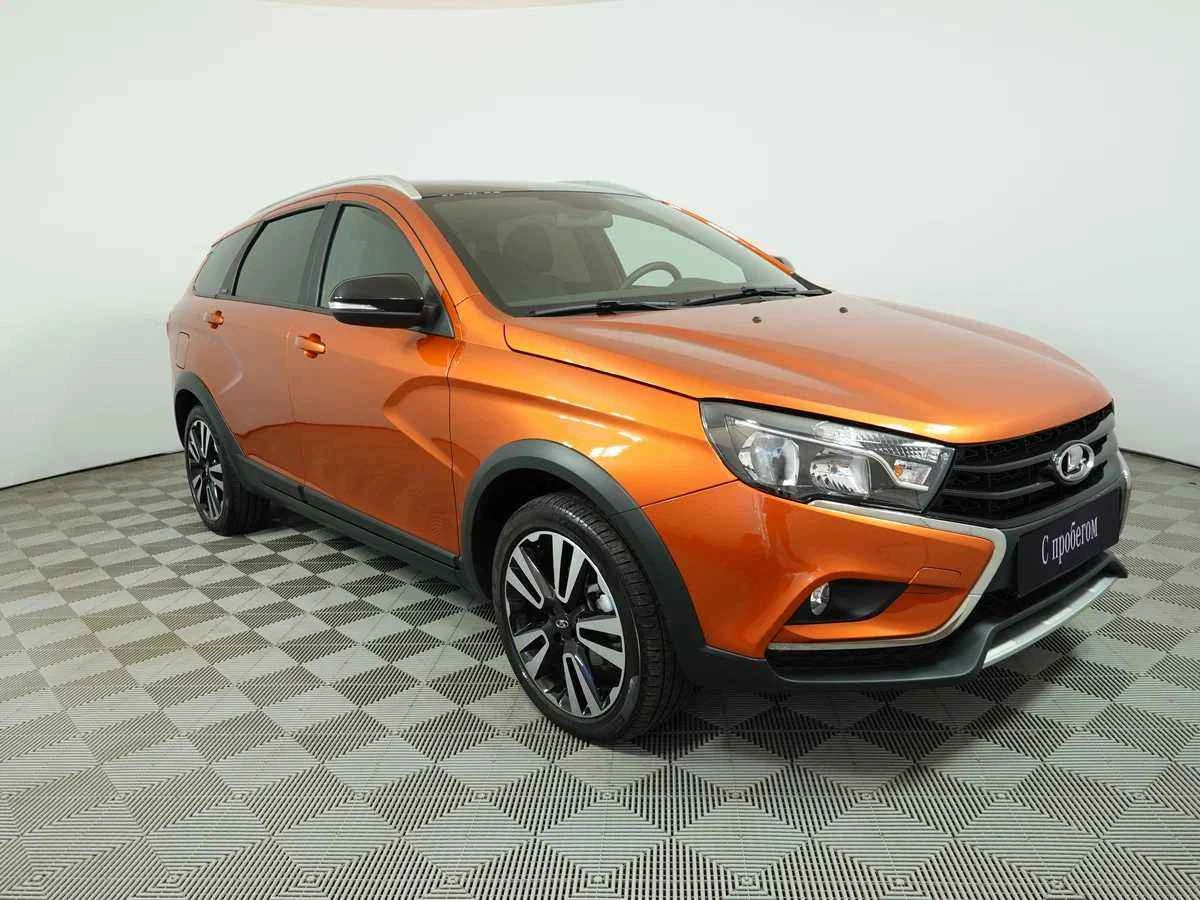 LADA Vesta SW Cross, Оранжевый, 2021, Вариатор, 113 л.с., цена от 980 000 руб.