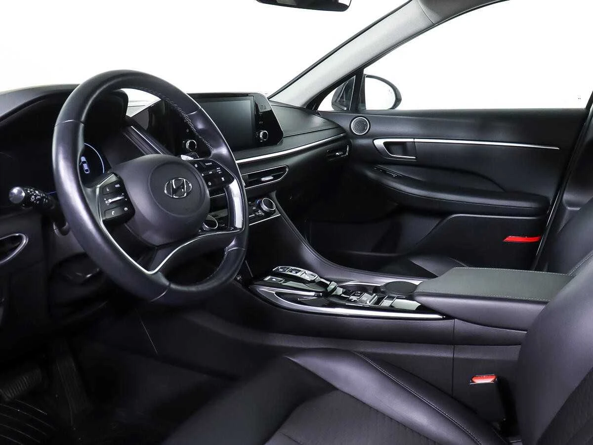 HYUNDAI SONATA, Белый, 2020, Автоматическая, 180 л.с., цена от 1 600 000 руб.