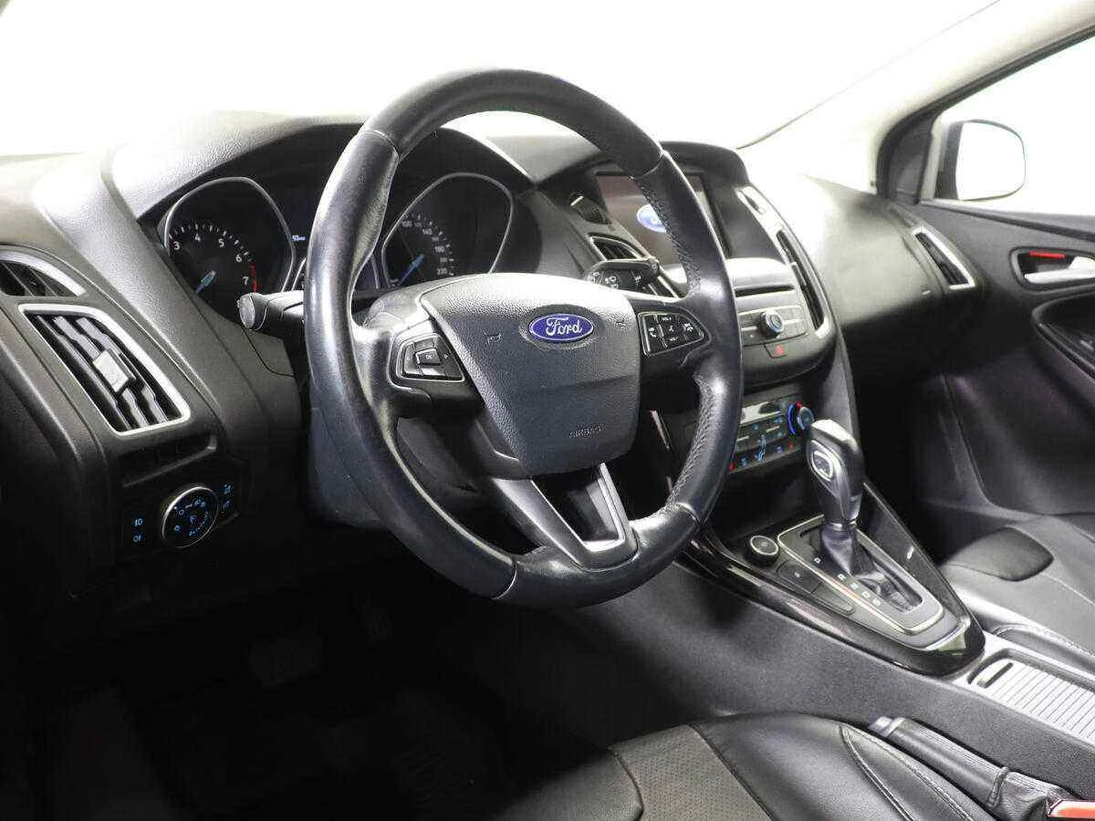 Ford Focus, Коричневый, 2018, Робот, 125 л.с., цена от 857 000 руб.