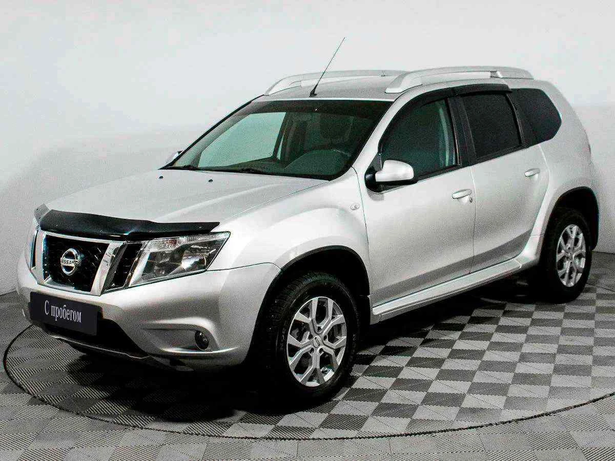 Nissan Terrano, Серебряный, 2014, Механическая, 135 л.с., цена от 511 000 руб.