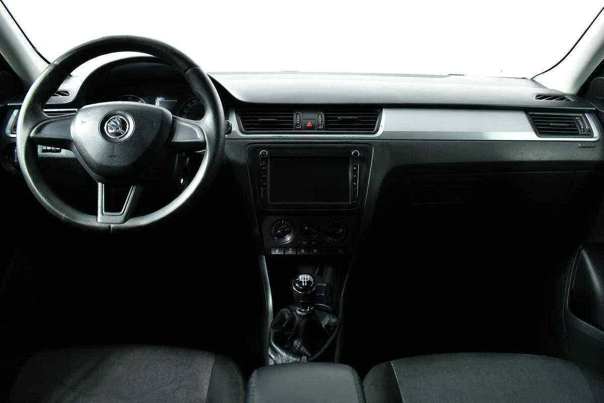 Skoda Rapid, Белый, 2016, Механическая, 90 л.с., цена от 465 000 руб.
