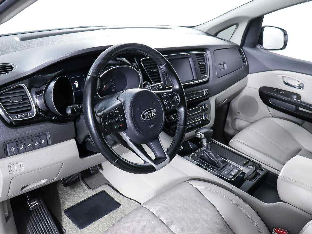 KIA Carnival, Белый, 2018, Автоматическая, 202 л.с., цена от 1 988 000 руб.