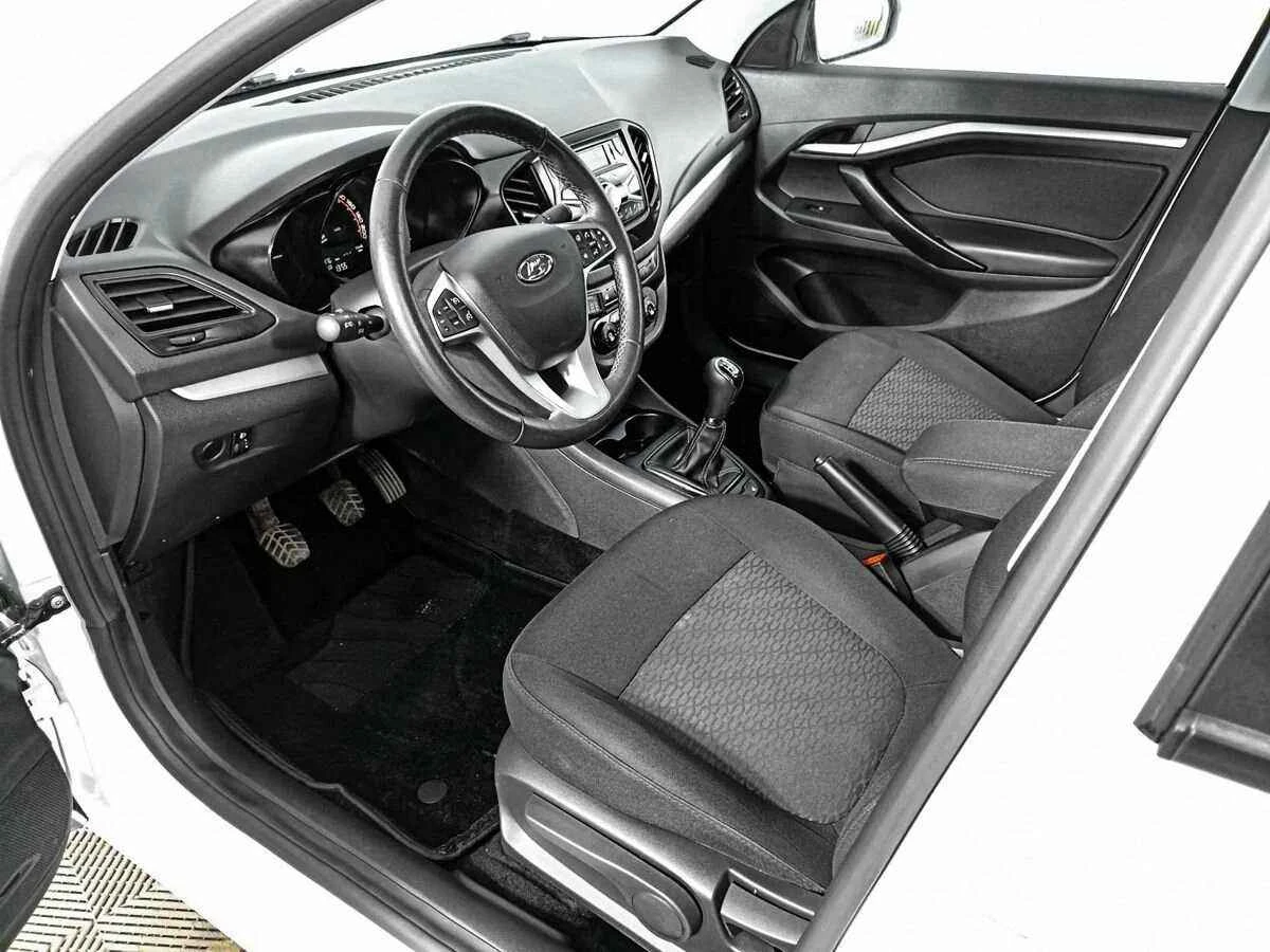 LADA Vesta, Белый, 2020, Механическая, 106 л.с., цена от 476 000 руб.