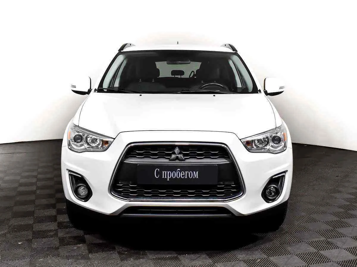 Mitsubishi ASX, Белый, 2013, Вариатор, 140 л.с., цена от 660 000 руб.