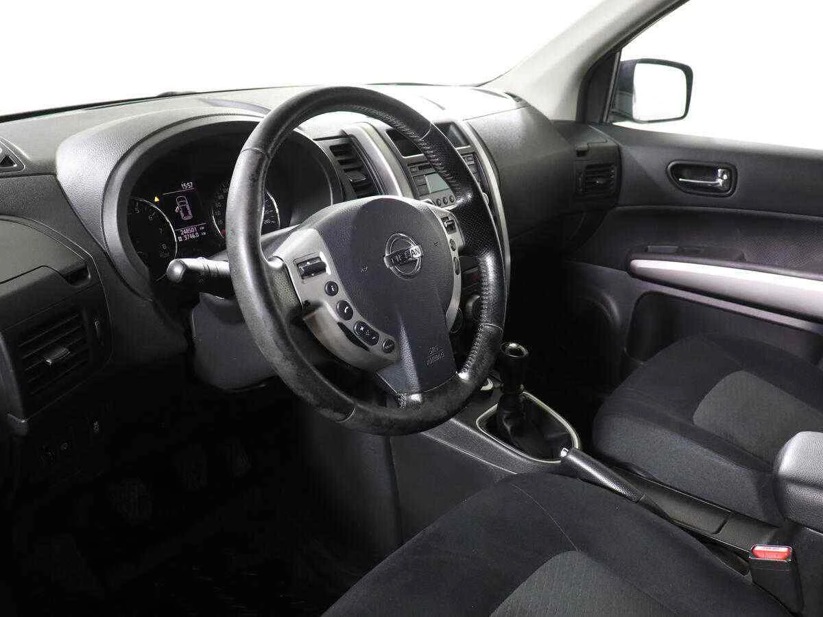 Nissan X-Trail, Серый, 2012, Механическая, 141 л.с., цена от 659 000 руб.
