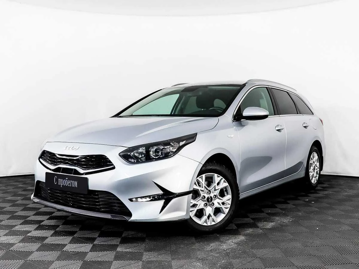 KIA CEED, Серебряный, 2021, Автоматическая, 128 л.с., цена от 1 480 000 руб.