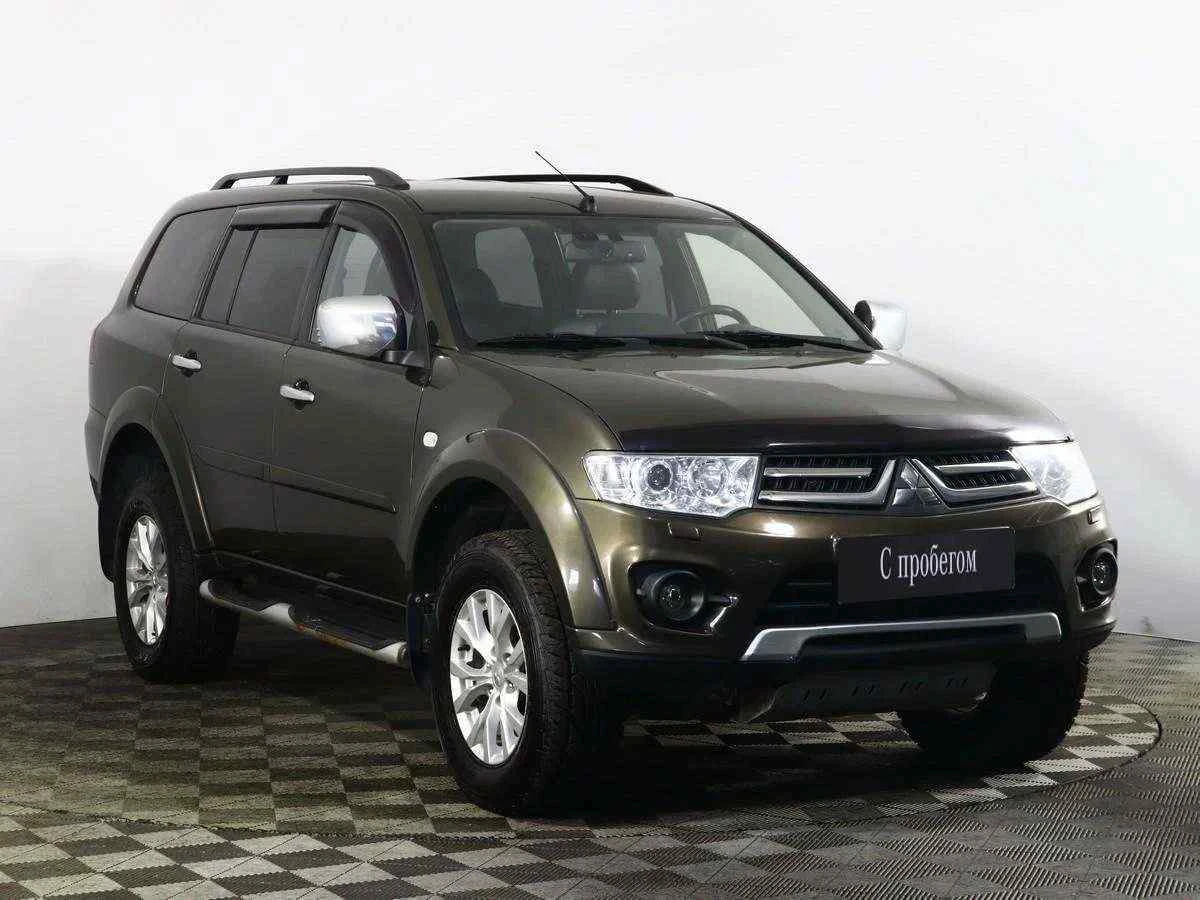 Mitsubishi Pajero Sport, Коричневый, 2015, Автоматическая, 222 л.с., цена от 1 499 000 руб.