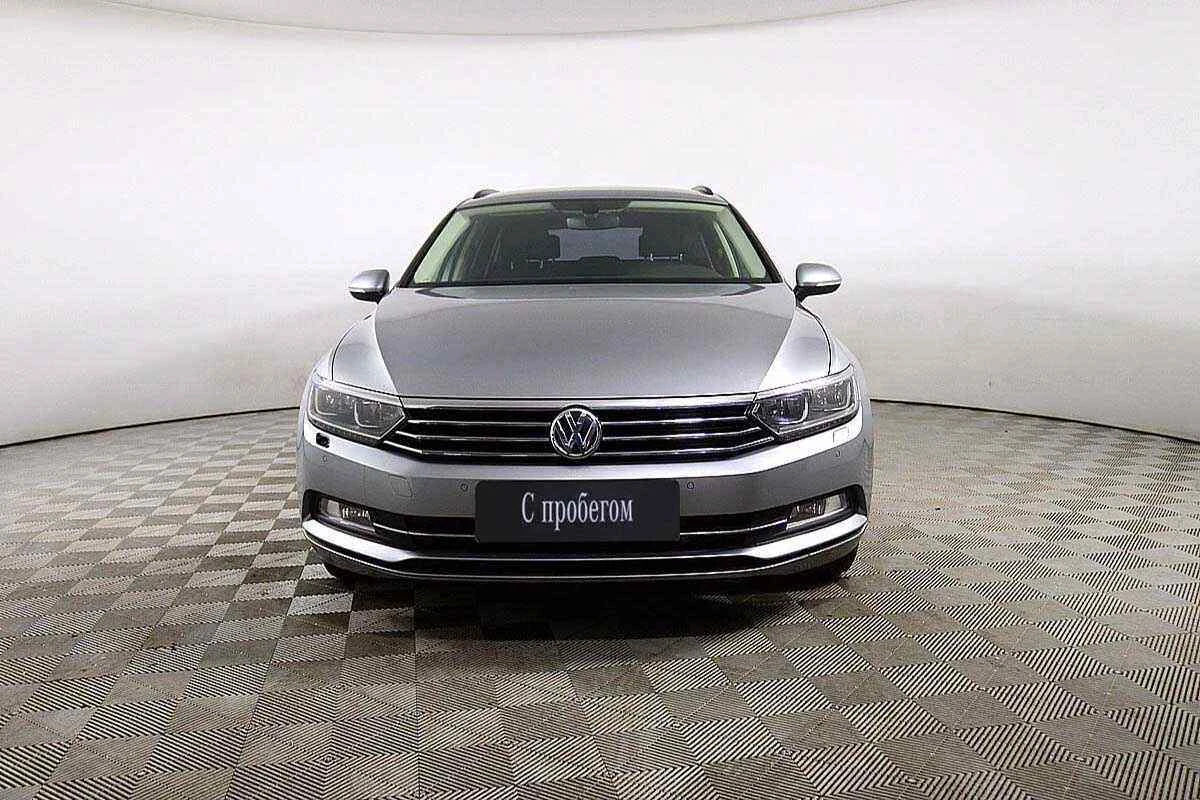Volkswagen Passat, Серебряный, 2018, Робот, 180 л.с., цена от 1 345 000 руб.