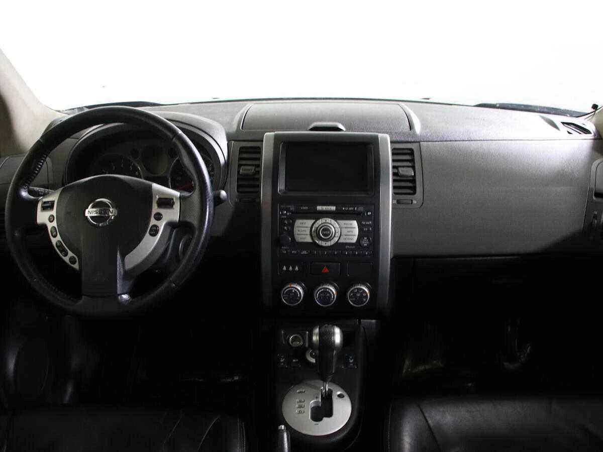 Nissan X-Trail, Черный, 2014, Вариатор, 141 л.с., цена от 899 000 руб.