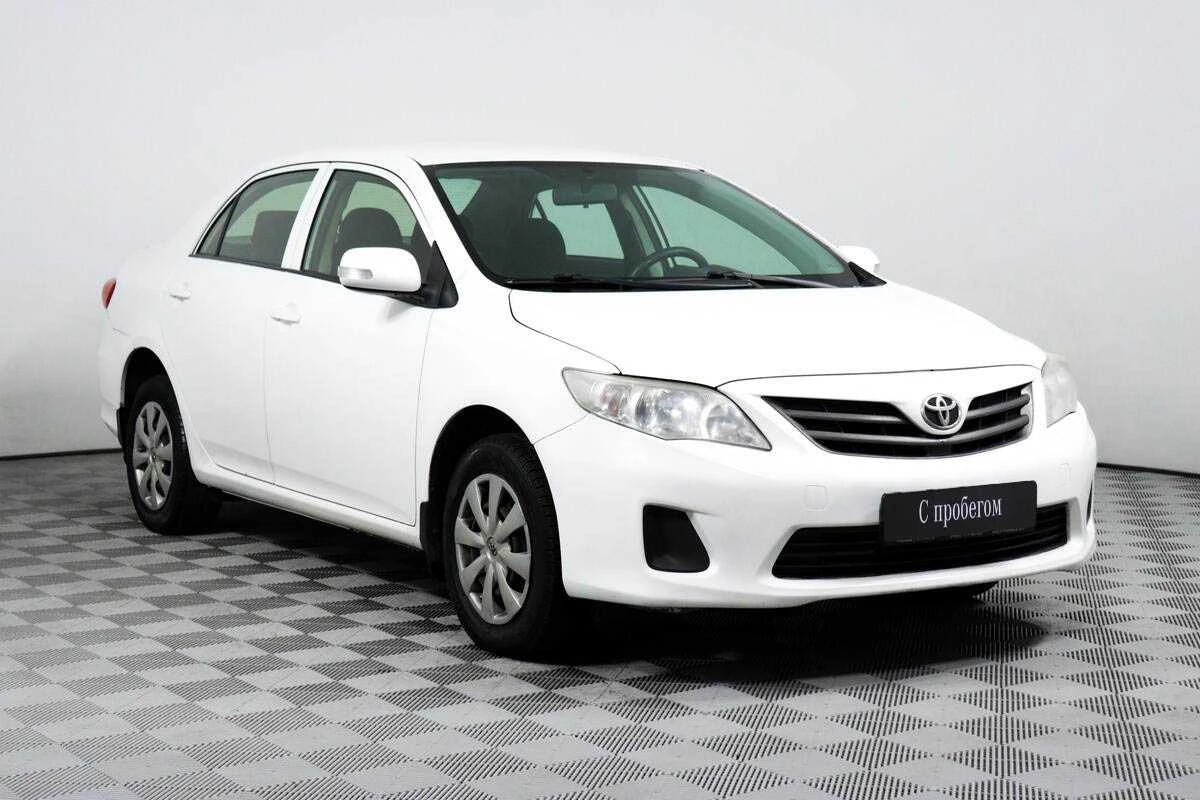 TOYOTA COROLLA, Белый, 2012, Механическая, 101 л.с., цена от 504 000 руб.