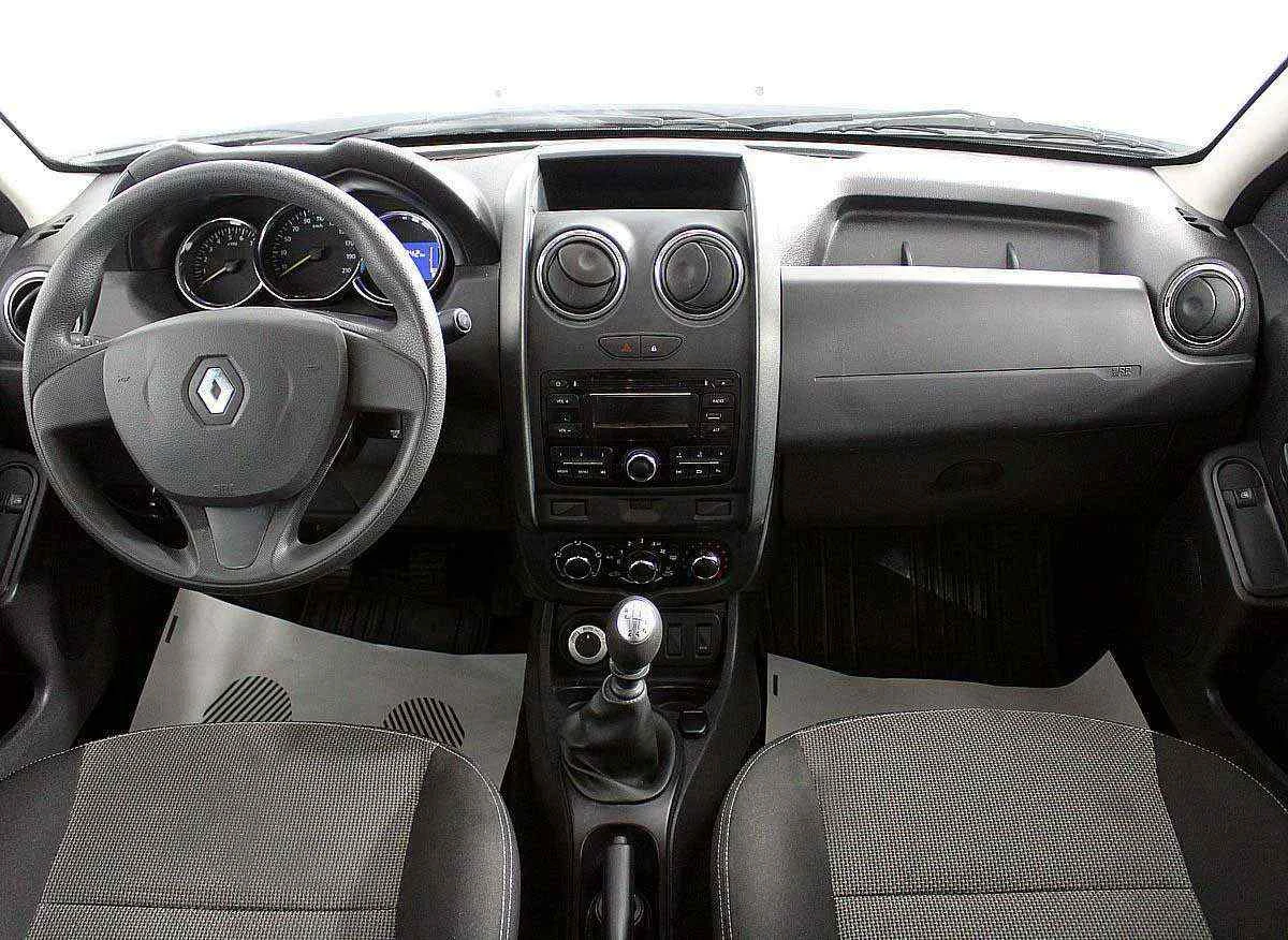 Renault Duster, Черный, 2016, Механическая, 114 л.с., цена от 953 000 руб.