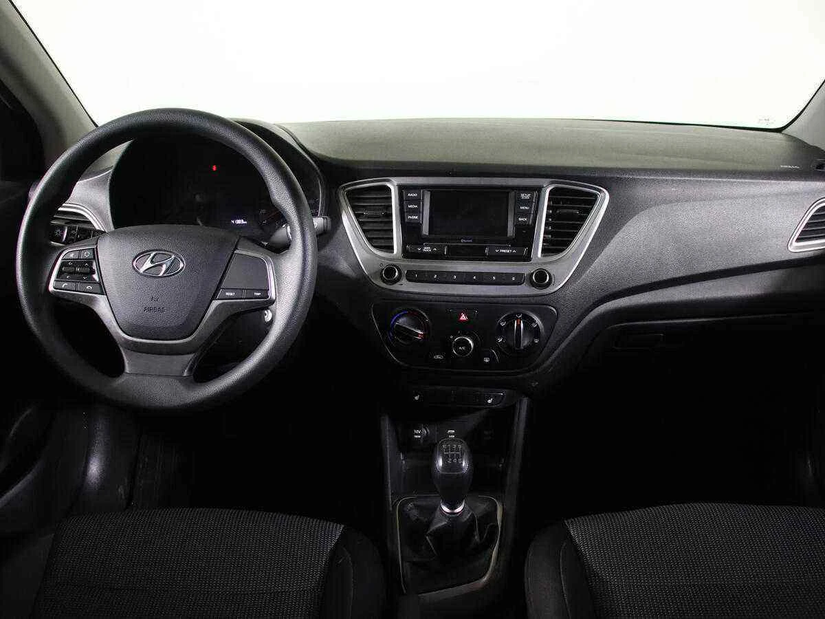 Hyundai Solaris, Черный, 2020, Механическая, 100 л.с., цена от 899 000 руб.