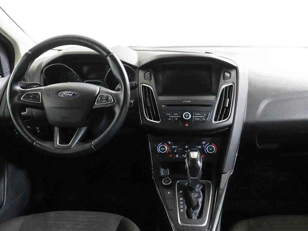 Ford Focus, Белый, 2018, Робот, 105 л.с., цена от 864 000 руб.