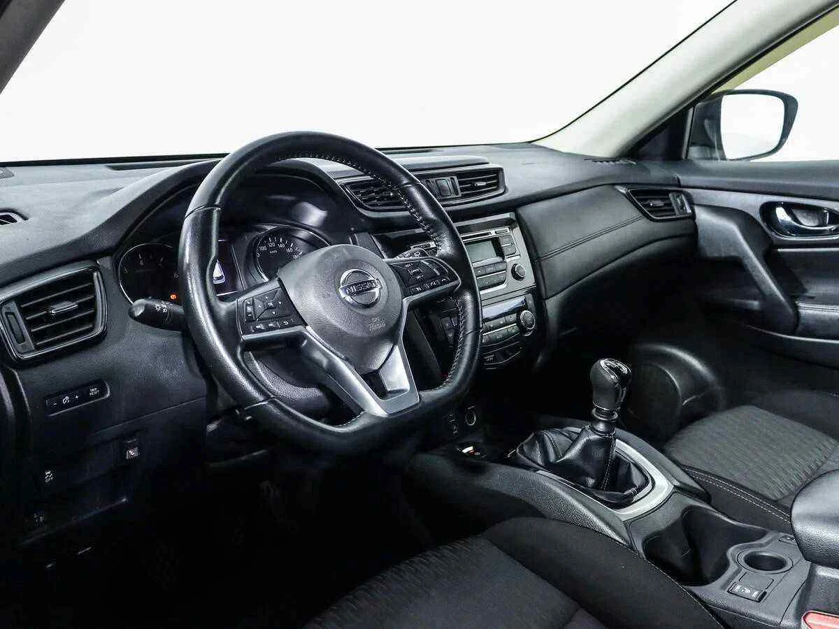 Nissan X-Trail, Синий, 2019, Механическая, 144 л.с., цена от 1 675 000 руб.