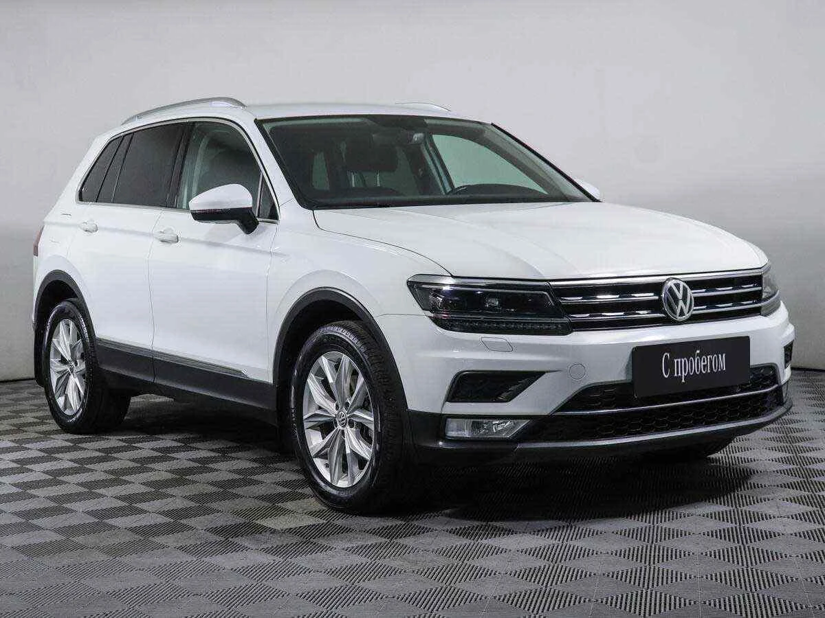 Volkswagen Tiguan, Белый, 2017, Робот, 180 л.с., цена от 1 405 000 руб.