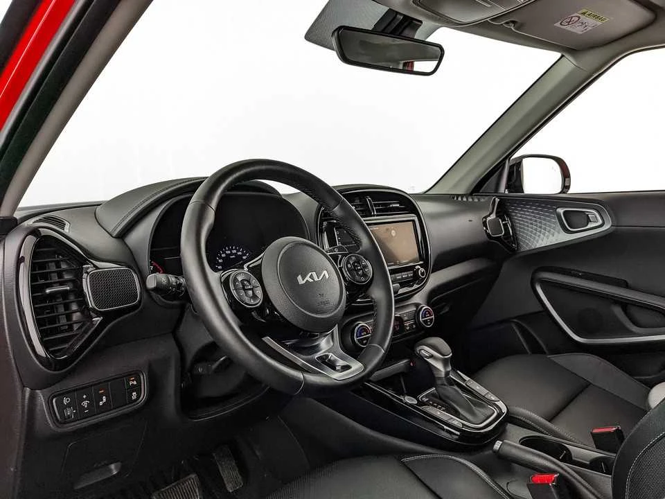 KIA SOUL, Красный, 2022, Автоматическая, 150 л.с., цена от 1 824 000 руб.