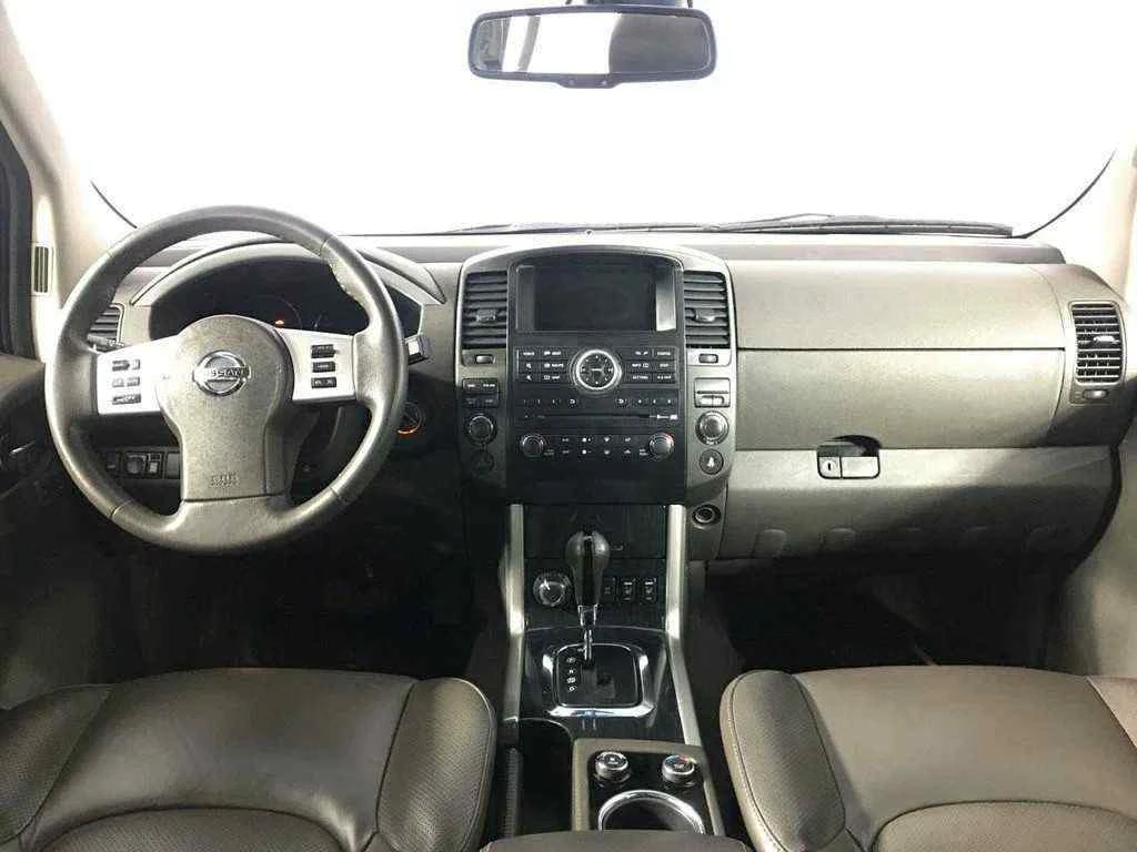 Nissan Pathfinder, Серый, 2011, Автоматическая, 231 л.с., цена от 901 000 руб.