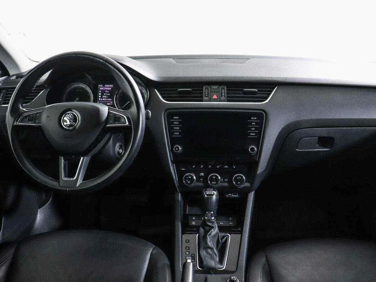 Skoda Octavia, Синий, 2017, Робот, 150 л.с., цена от 860 000 руб.