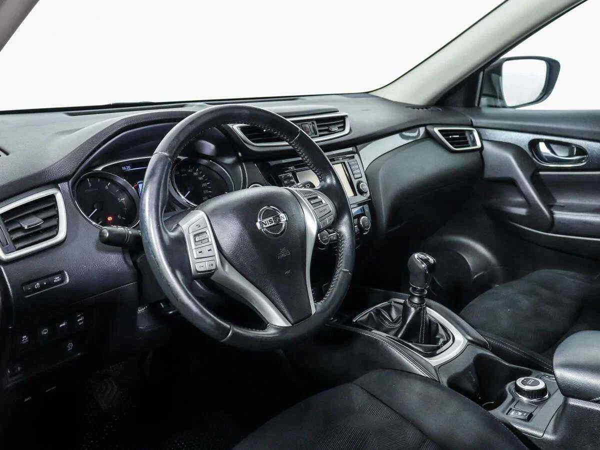 Nissan X-Trail, Серый, 2015, Механическая, 130 л.с., цена от 1 315 000 руб.