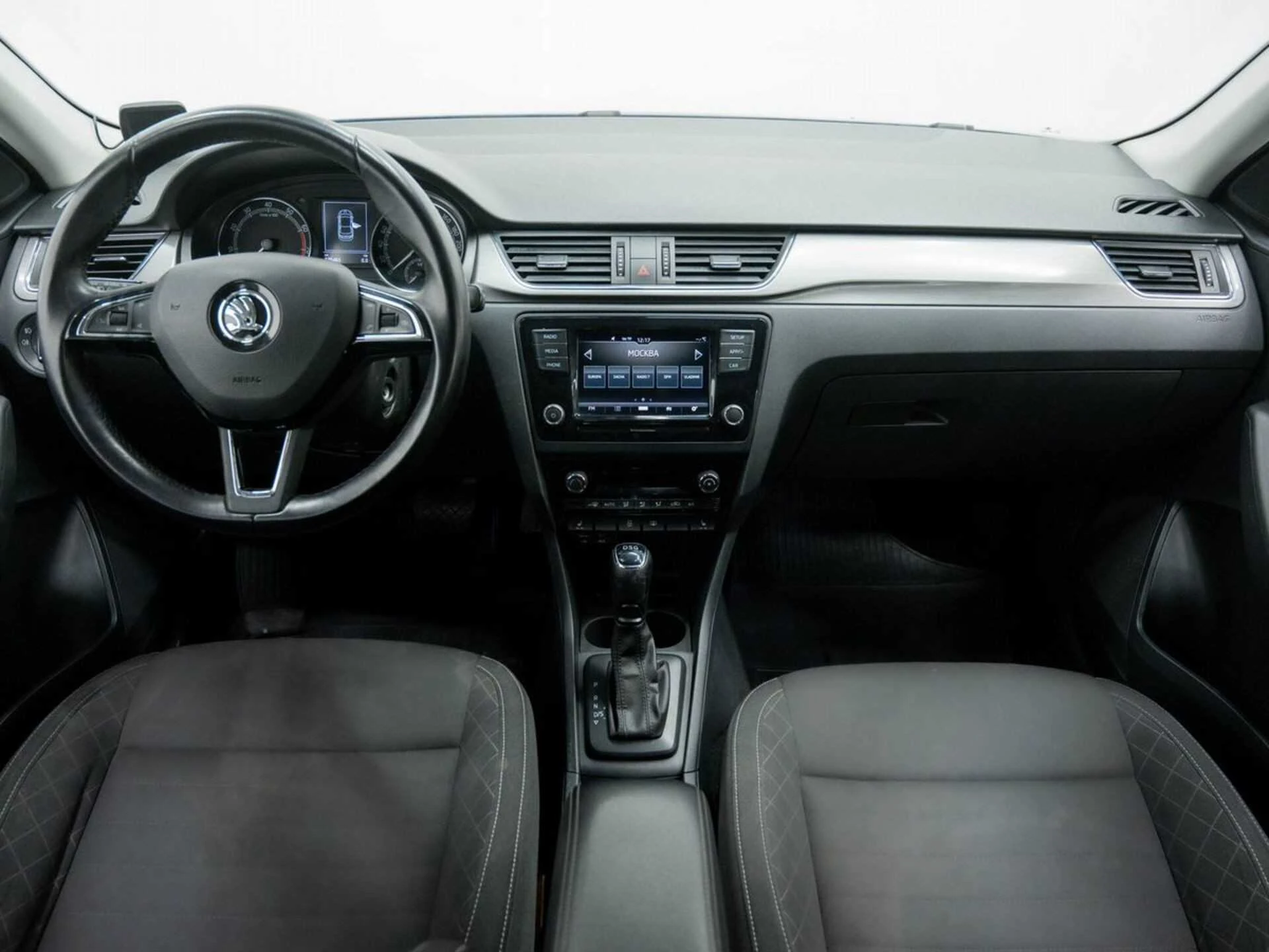 SKODA RAPID, Синий, 2017, Робот, 125 л.с., цена от 704 000 руб.