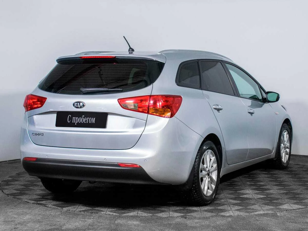 KIA CEED, Серебряный, 2016, Автоматическая, 130 л.с., цена от 880 000 руб.