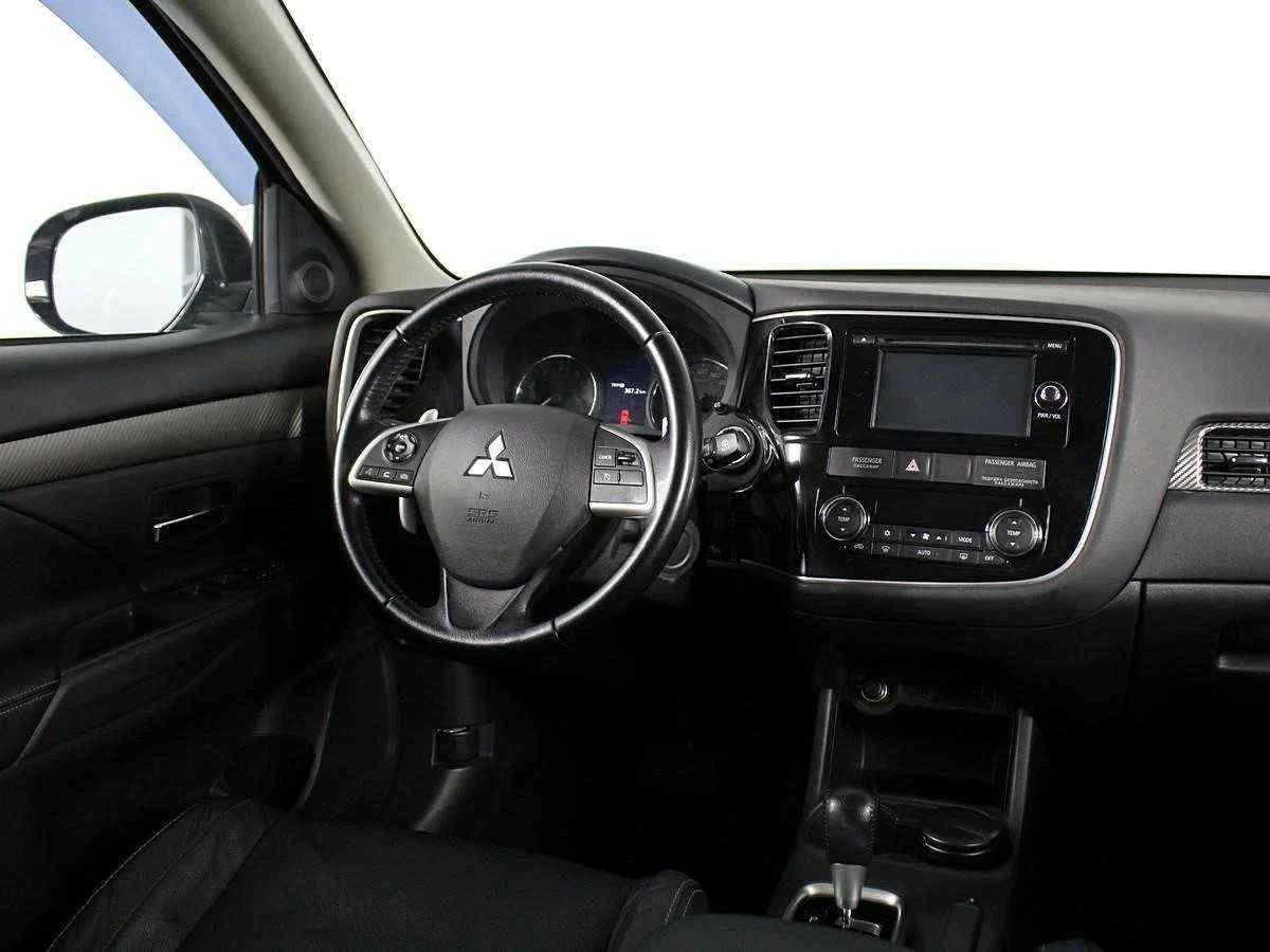 Mitsubishi Outlander, Серый, 2014, Вариатор, 146 л.с., цена от 973 000 руб.