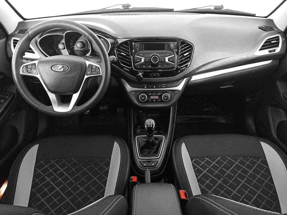 LADA Vesta SW Cross, Серый, 2018, Механическая, 122 л.с., цена от 672 000 руб.