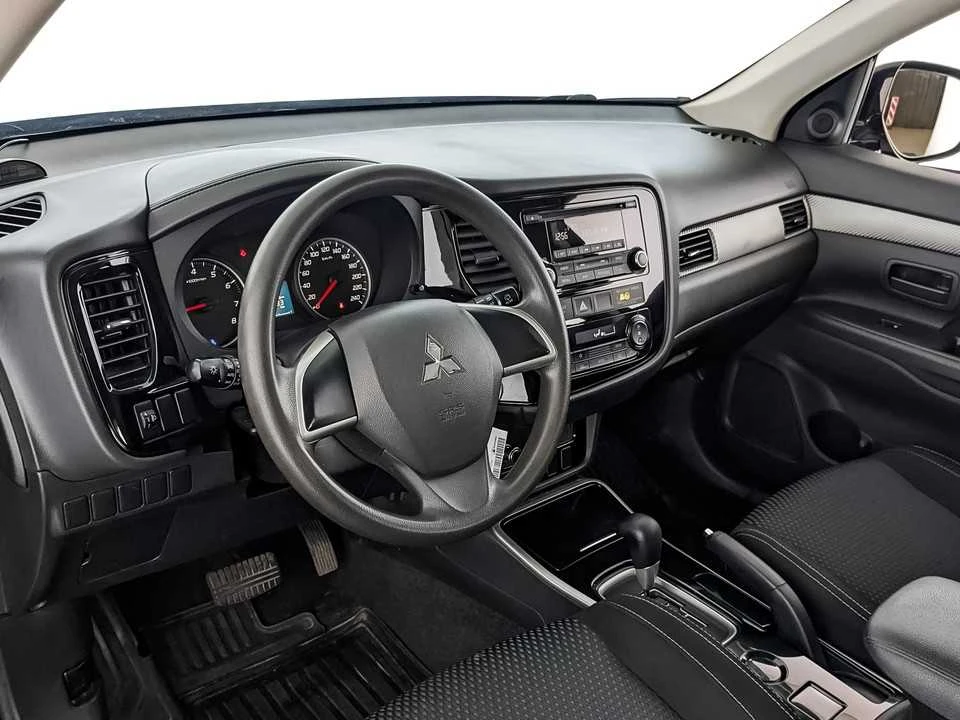 MITSUBISHI OUTLANDER, Серый, 2018, Вариатор, 146 л.с., цена от 1 216 000 руб.