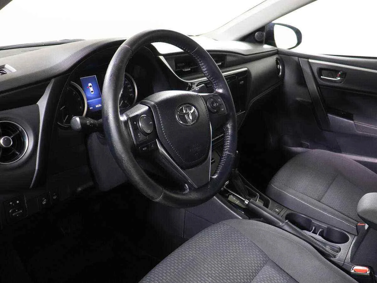 Toyota Corolla, Коричневый, 2018, Вариатор, 140 л.с., цена от 1 288 000 руб.
