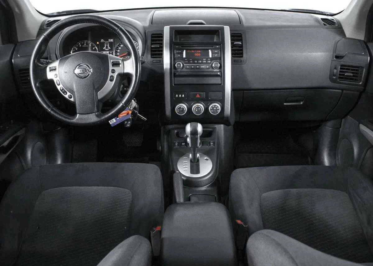 Nissan X-Trail, Черный, 2013, Вариатор, 141 л.с., цена от 859 000 руб.