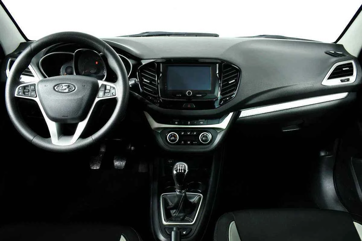 LADA Vesta SW Cross, Серый, 2019, Механическая, 122 л.с., цена от 726 000 руб.