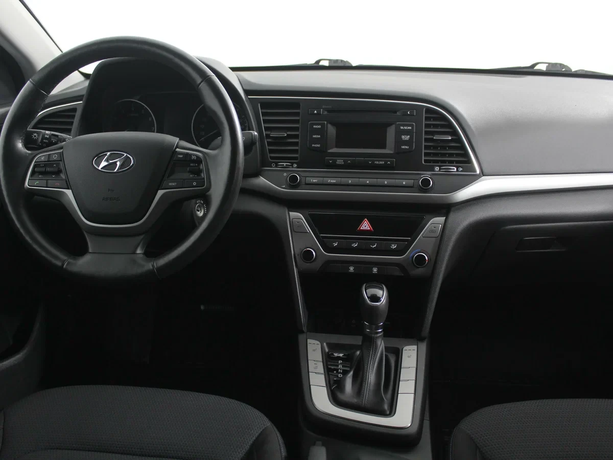 Hyundai Elantra, Серебряный, 2018, Автоматическая, 128 л.с., цена от 1 059 000 руб.