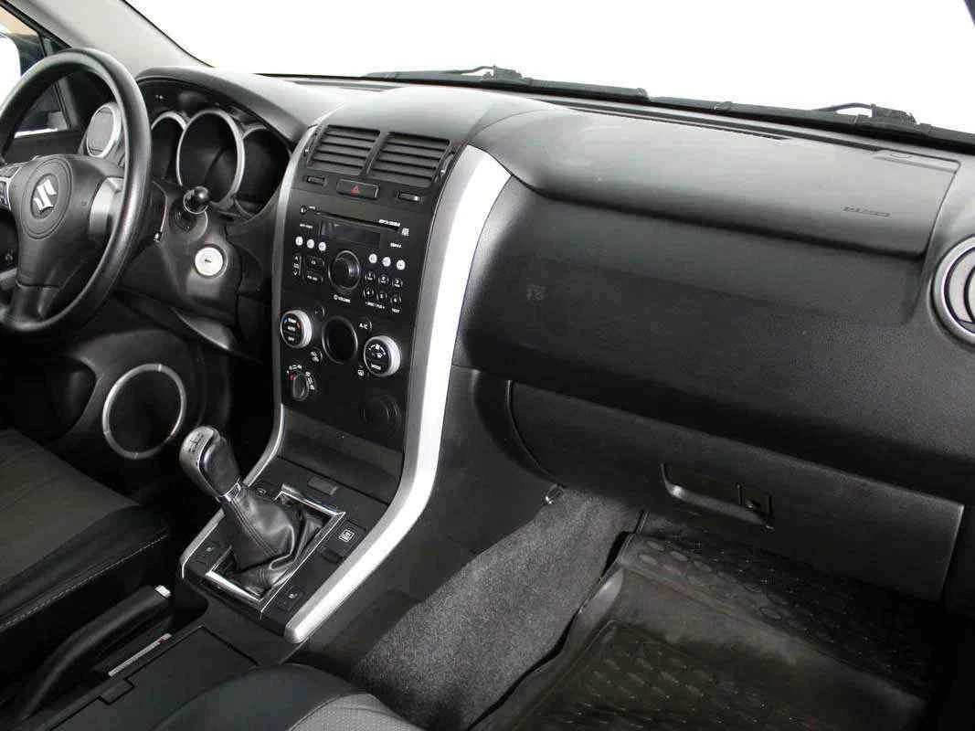 Suzuki Grand Vitara, Черный, 2011, Механическая, 140 л.с., цена от 580 000 руб.