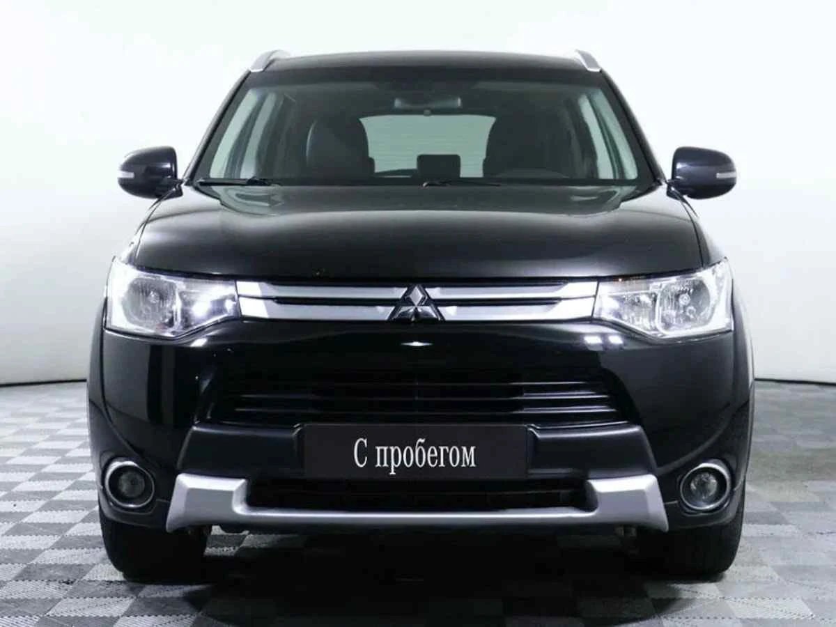 Mitsubishi Outlander, Черный, 2015, Вариатор, 146 л.с., цена от 1 325 000 руб.