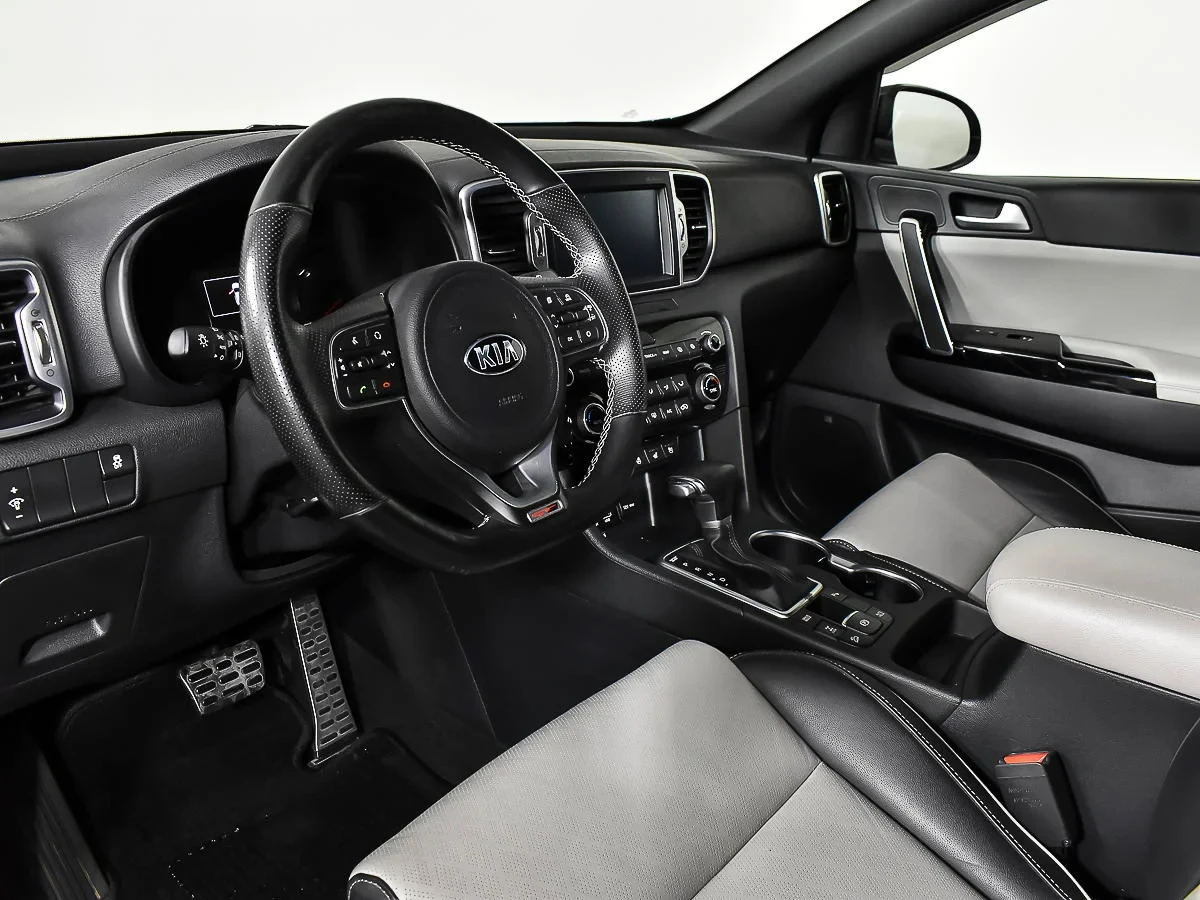 KIA Sportage, Серый, 2018, Робот, 177 л.с., цена от 1 633 000 руб.
