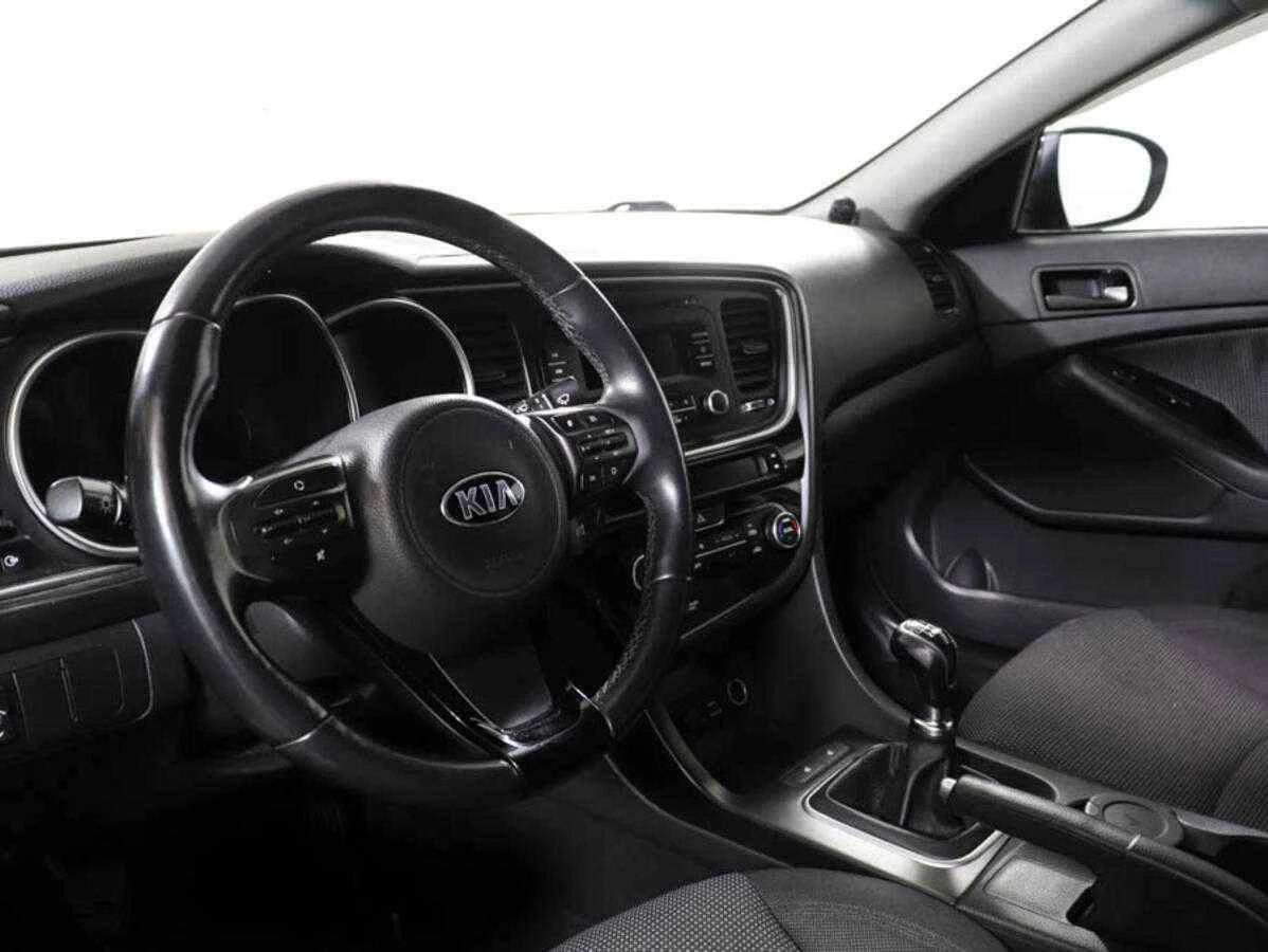 KIA Optima, Черный, 2015, Механическая, 150 л.с., цена от 900 000 руб.