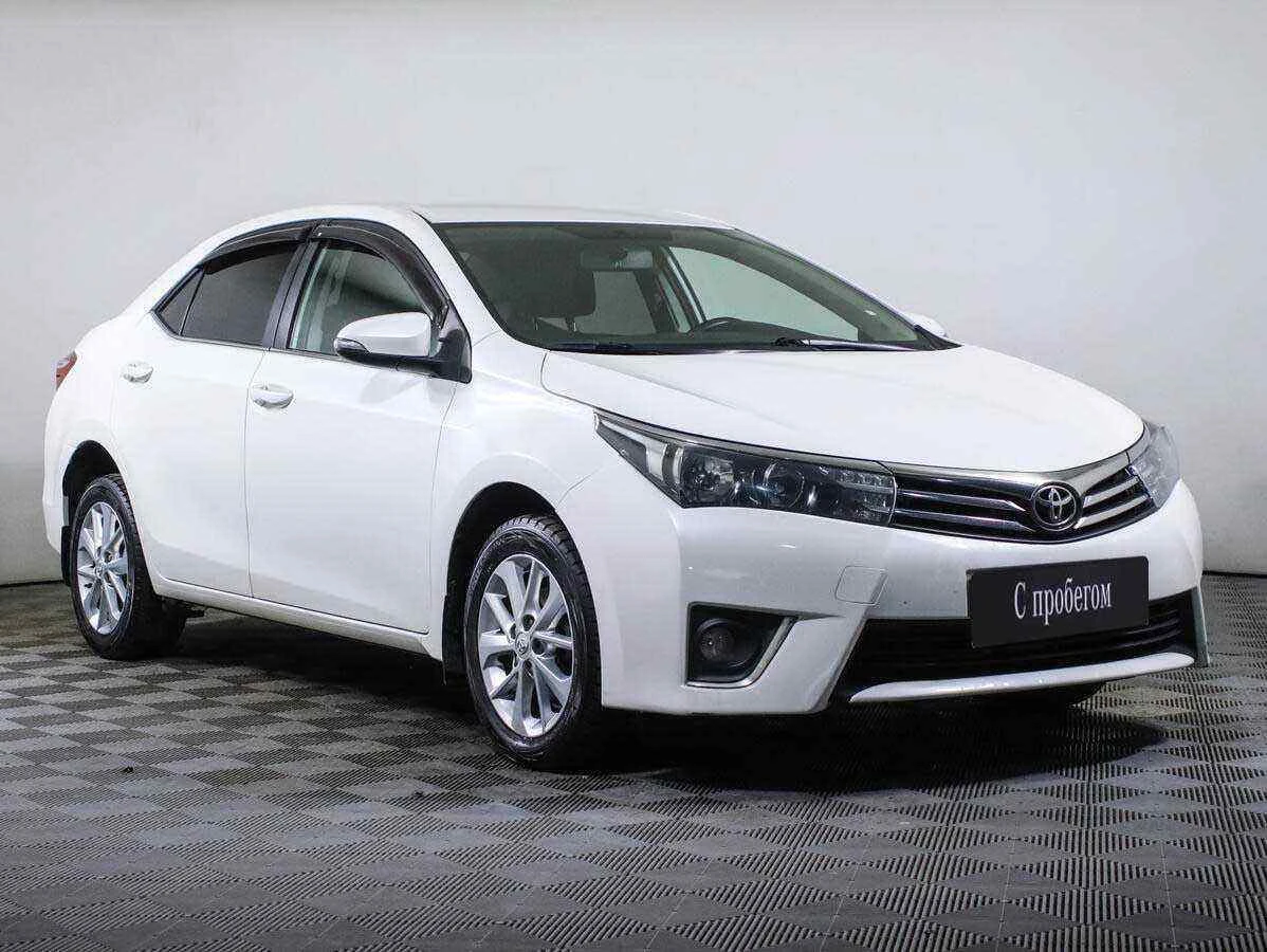 Toyota Corolla, Белый, 2013, Автоматическая, 122 л.с., цена от 599 000 руб.