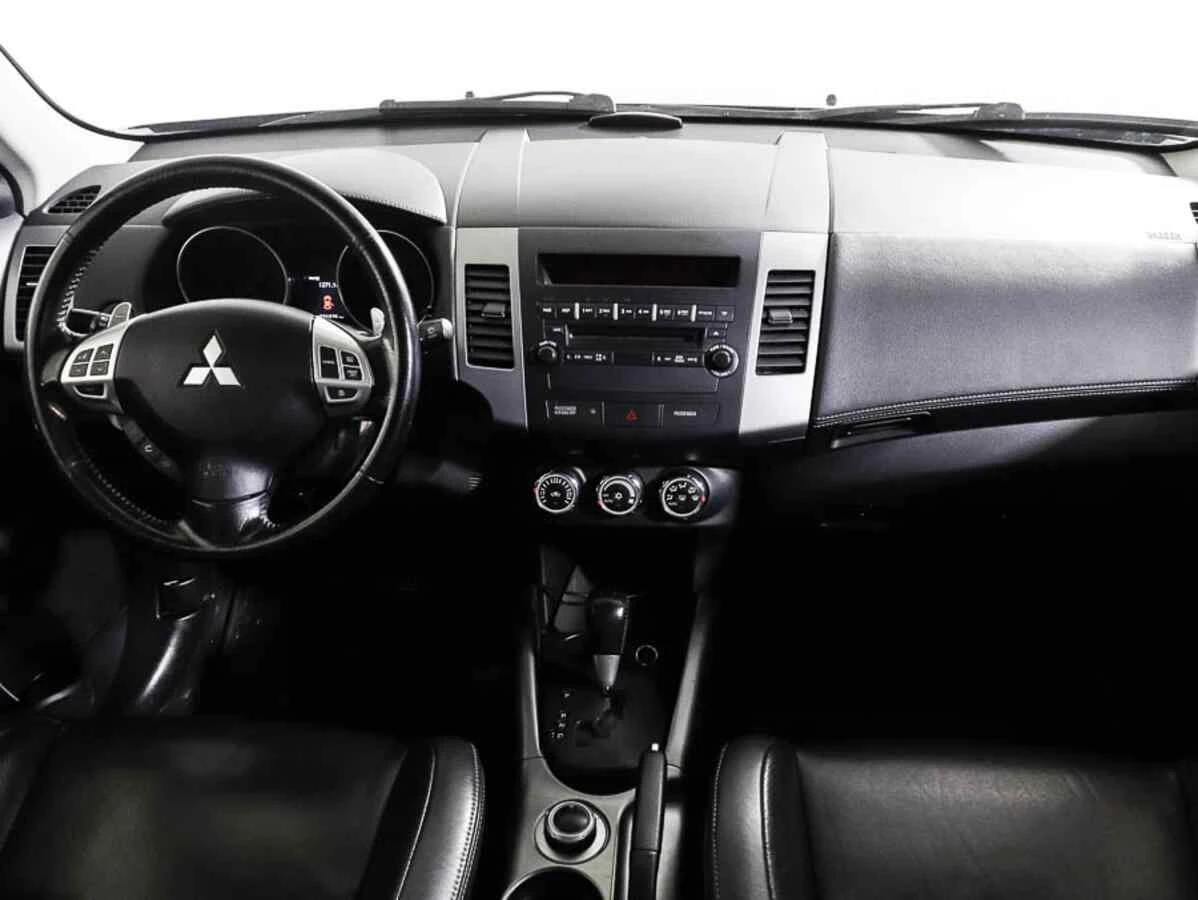Mitsubishi Outlander, Черный, 2011, Вариатор, 170 л.с., цена от 699 000 руб.